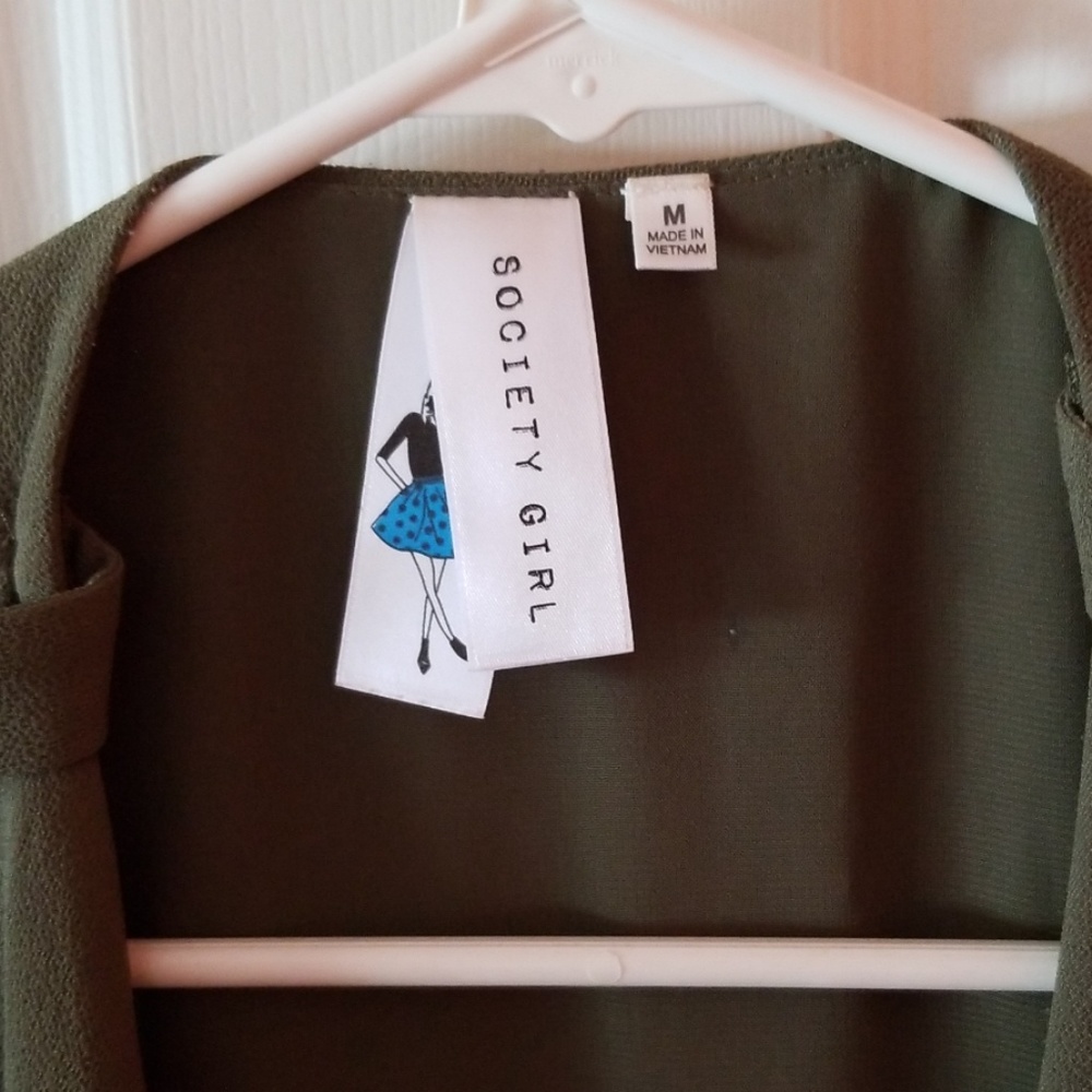 Vest - Picture 2 of 2